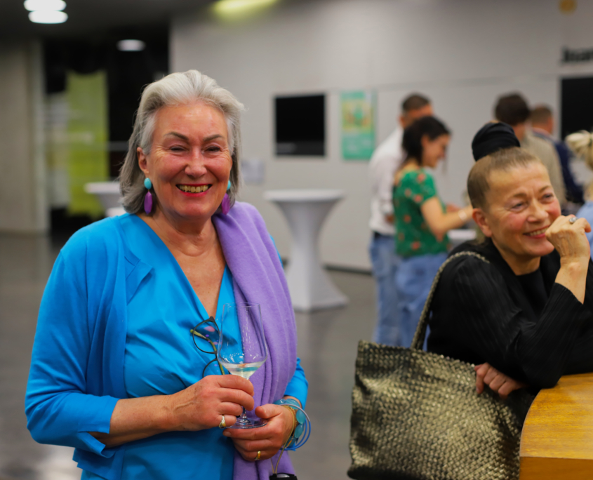 Neue Galerie Graz Ausstellung Janz Franz. Schau weg Teppata!